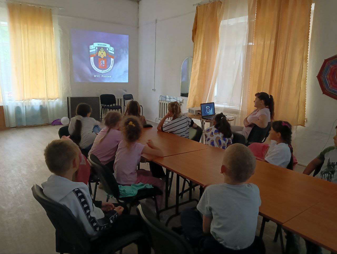 «Каникулы без дыма и огня»